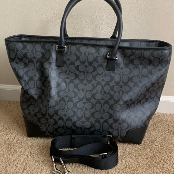 Coach - Picture 4 of 15